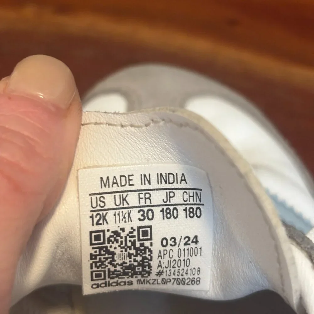 *Youth 12(Little Kid)*Adidas Samba OG Youth Cloud White Baby Blue - Picture 4 of 4
